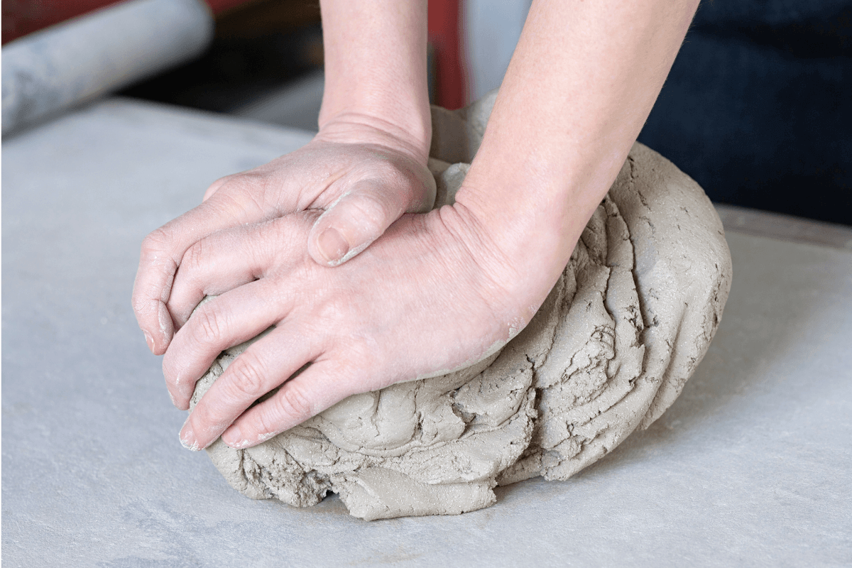 argile bentonite cheval absorbant