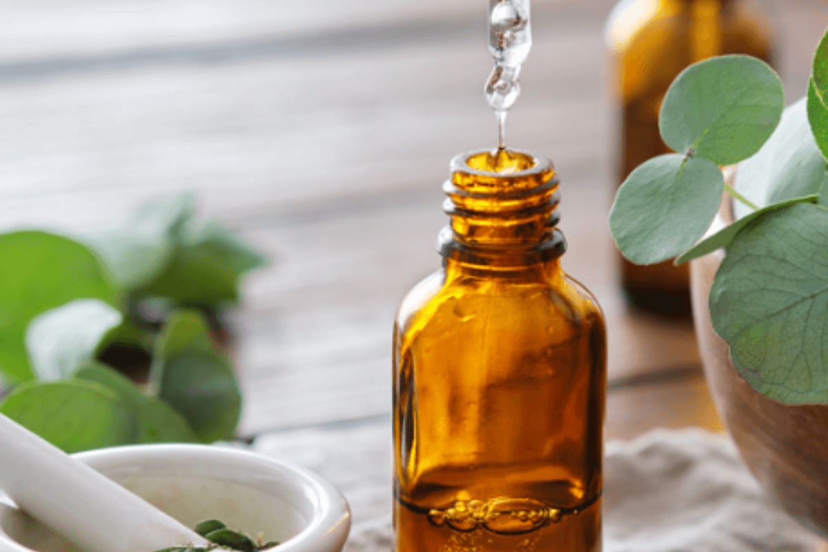 huile essentielle eucalyptus cheval