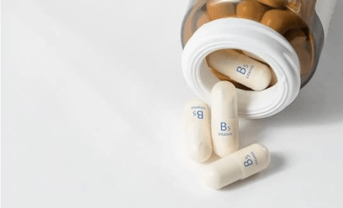 vitamine B5 hydratation cheval